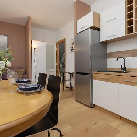 Apartman Kazimierz One-bedroom For Office Starowislna By Renters